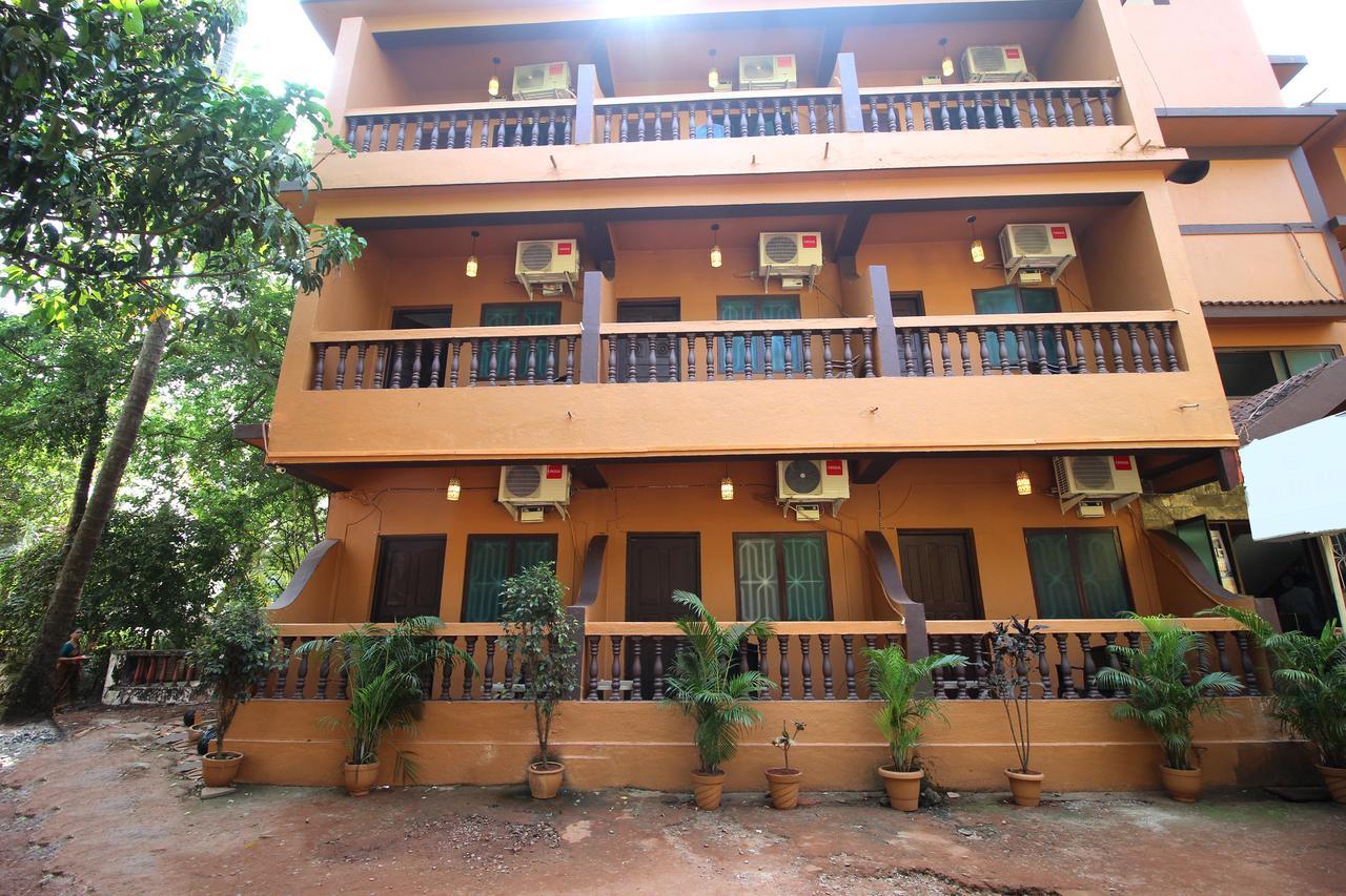 Oyo 10227 Sai Residency Baga Exterior photo